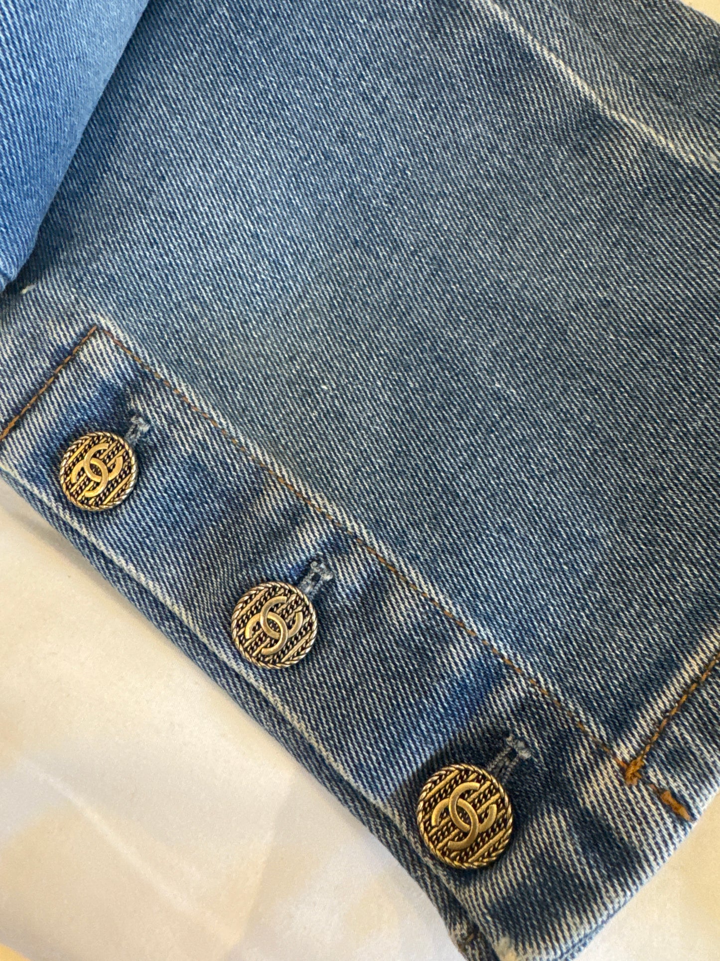 CHANEL Cruise 2019 Capri Denim