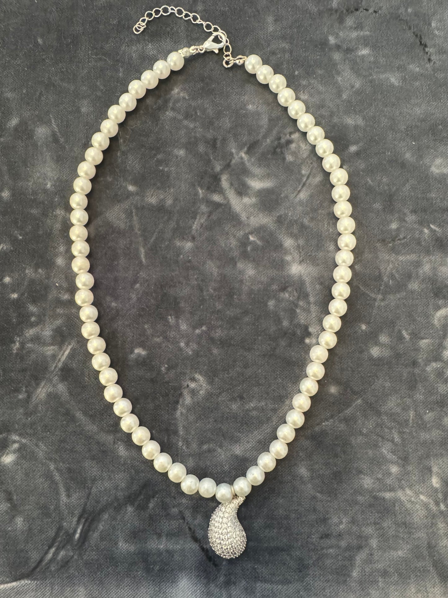 Moonlight Drop Pearl Necklace