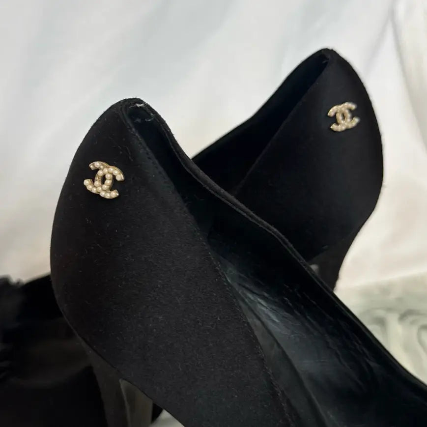 RUNWAY:  Black Satin Heels