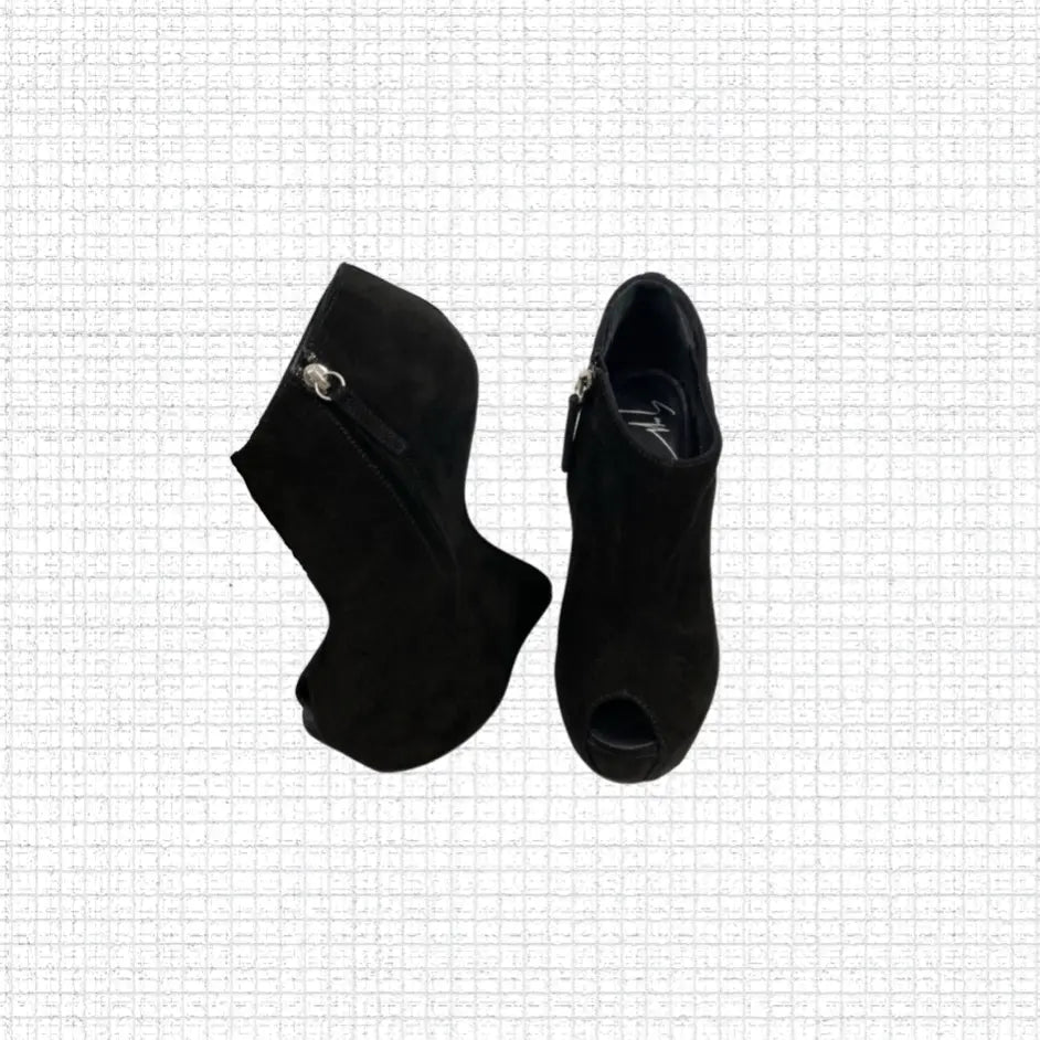 GIUSEPPE ZANOTTI Suede Sculpted Peep Toe Platform Wedges